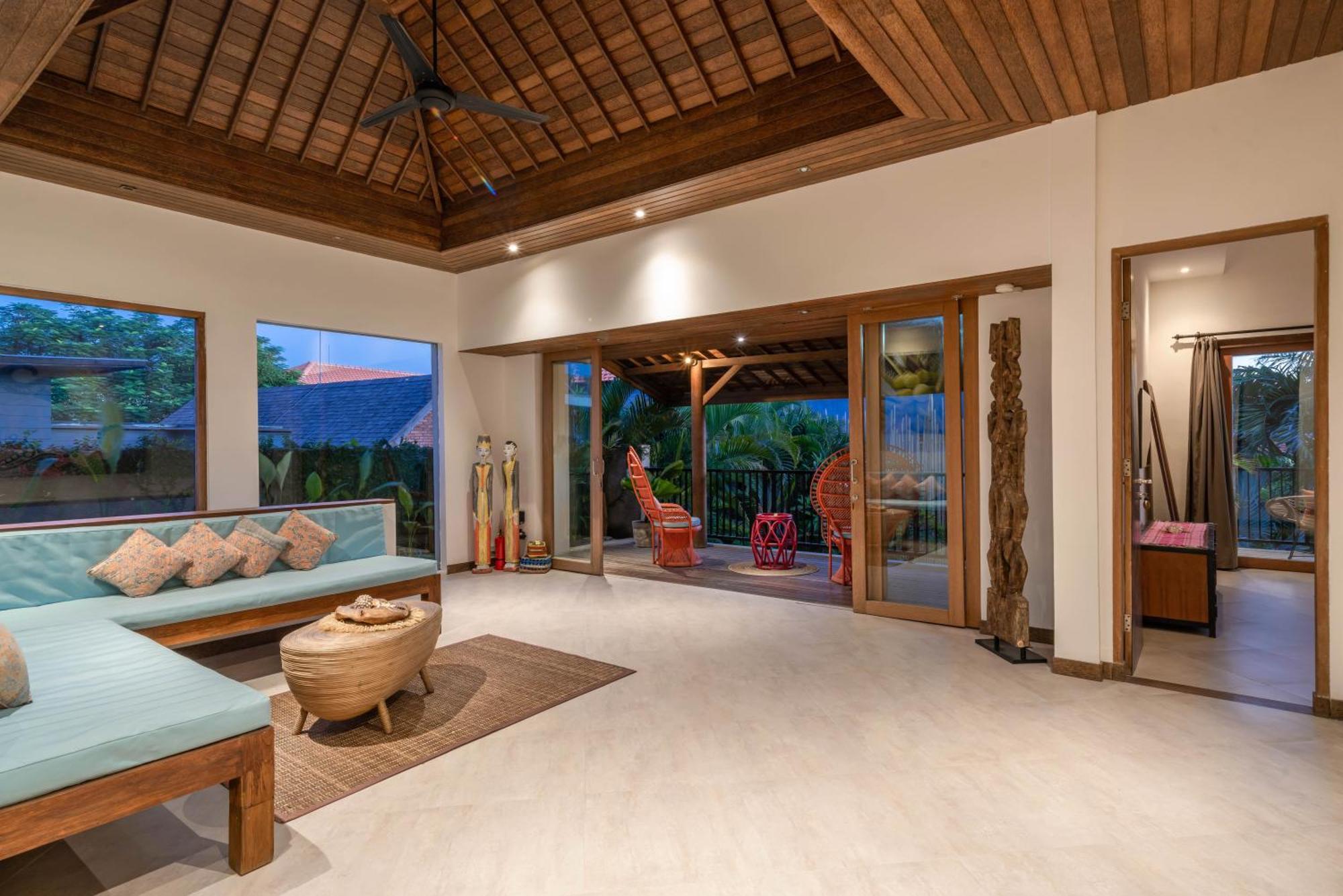 Puri Aman - Unique & Lush 3br Pool Nearby