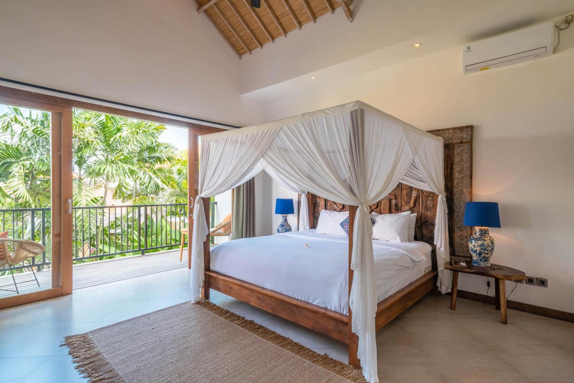 Puri Aman - Unique & Lush 3br Pool Nearby