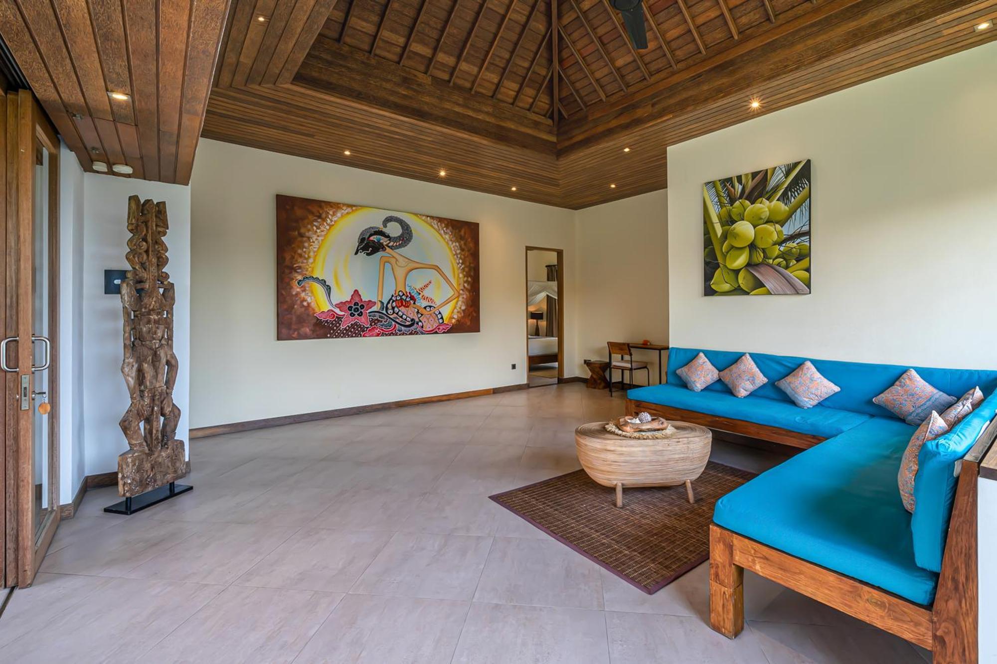 Puri Aman - Unique & Lush 3br Pool Nearby